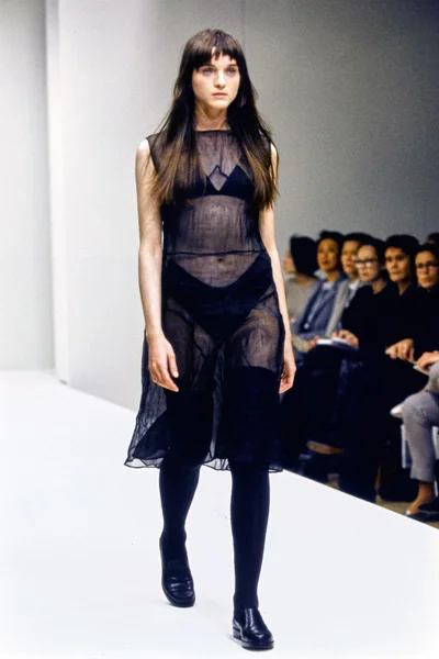 Look 3